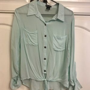 Mint green top